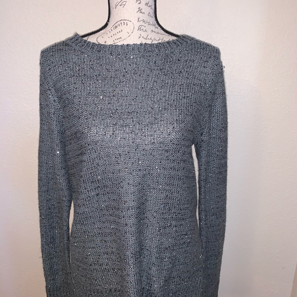 Time And Tru Sweater - Picture 2 of 6